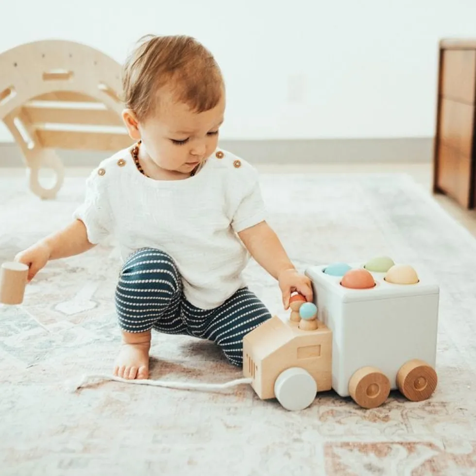Hammer Time Wood Pull Toy