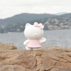 Hello Kitty Figure in Pink Robe - 10.6
