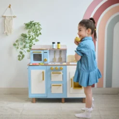 Little Chef Hampton Wooden Play Kitchen with Ice Dispenser & Sink - Blue