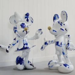 Minnie Mouse Figure White & Blue Limited Edition - 24.4