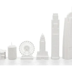 New York Versus Los Angeles Acrylic Chess Set with Marble Hatch Board