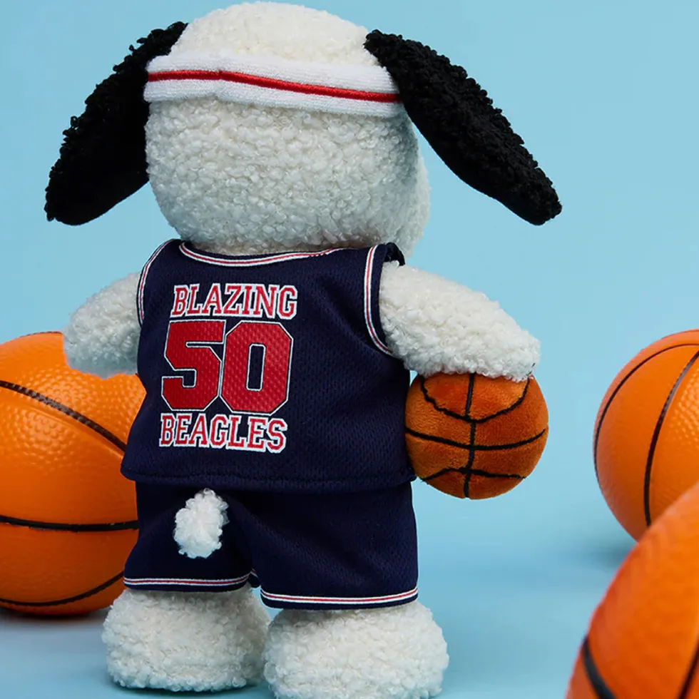 Peanuts Snoopy Basketball Plush - 9"