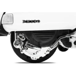 Vespa Scooter 12V White