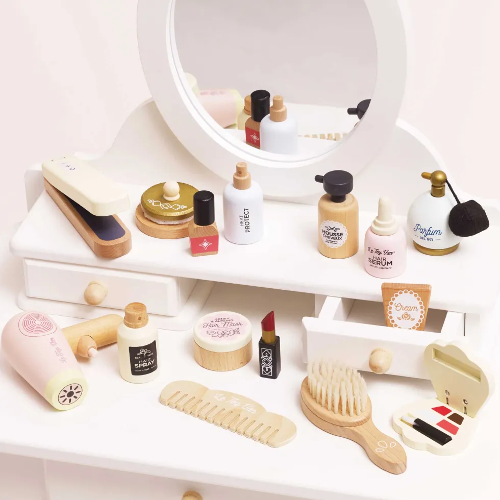 Wooden Hair Straighteners & Accessory Pretend Play Set