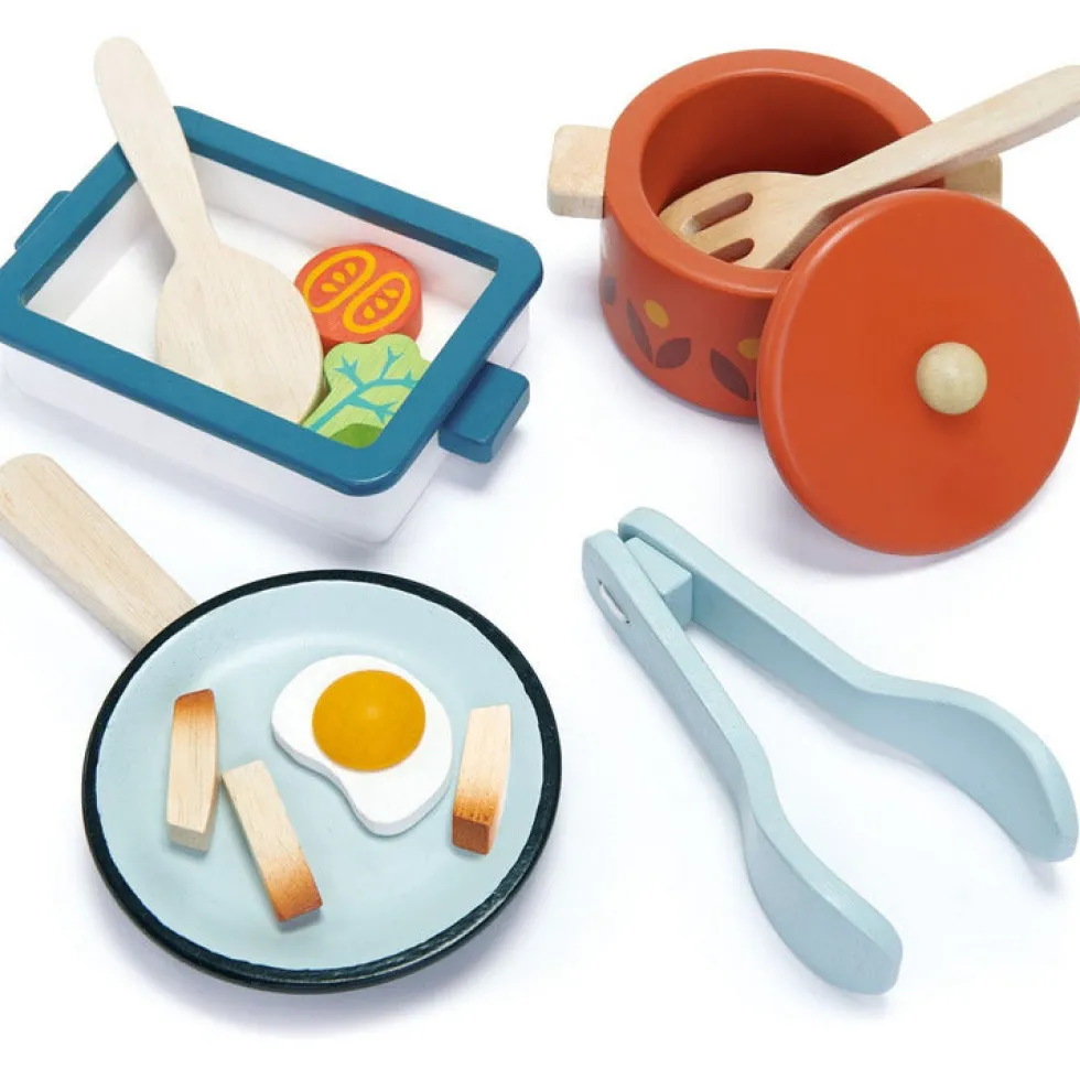 Wooden Pots & Pans