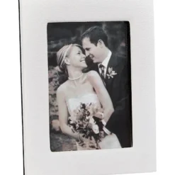 5" x 7" Leather Studio Frame - White